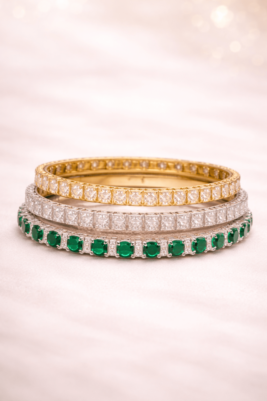 Bijuterii de aur cu<br/> diamante!