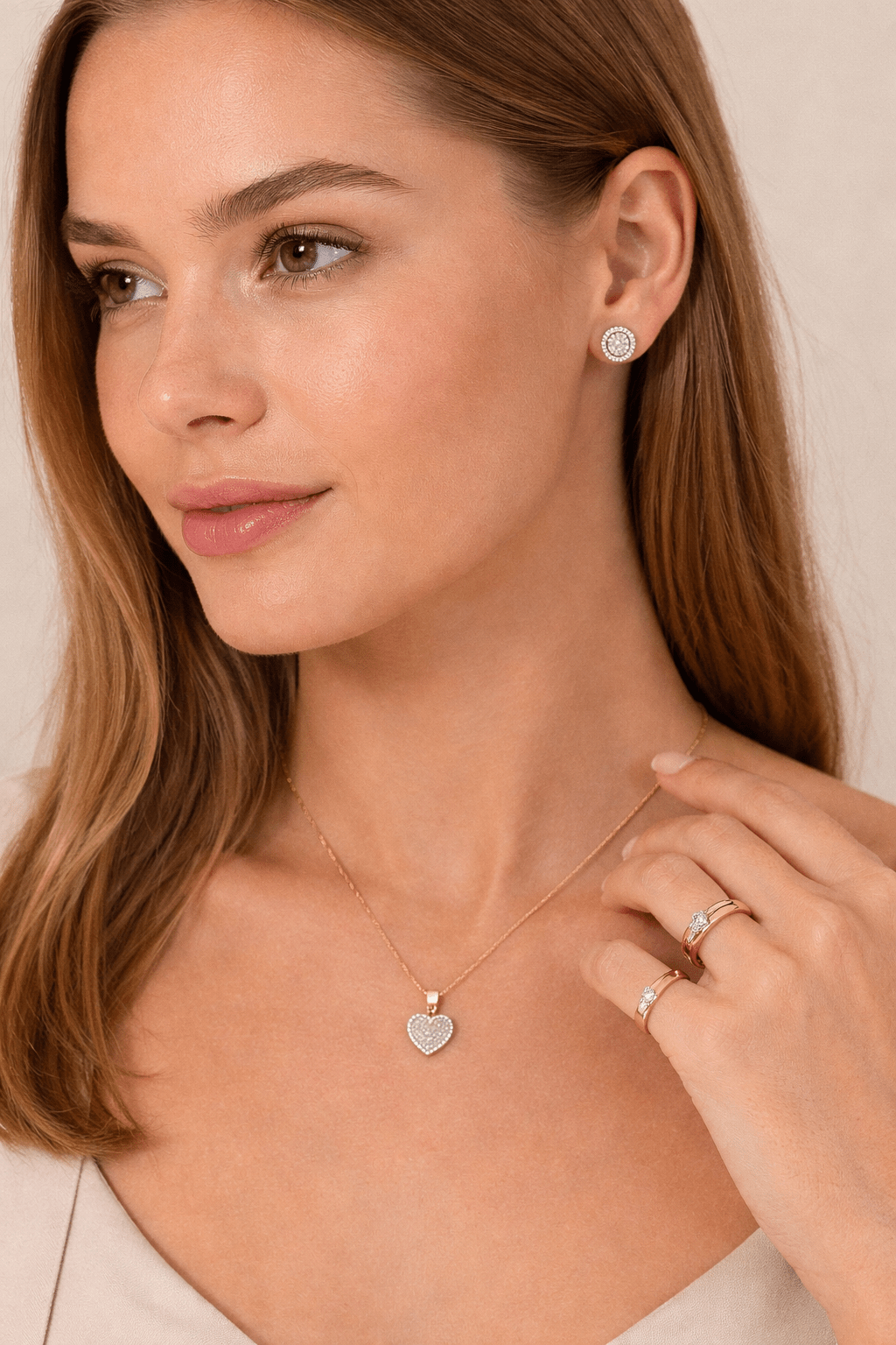 Strălucire care definește <br/> eleganța!