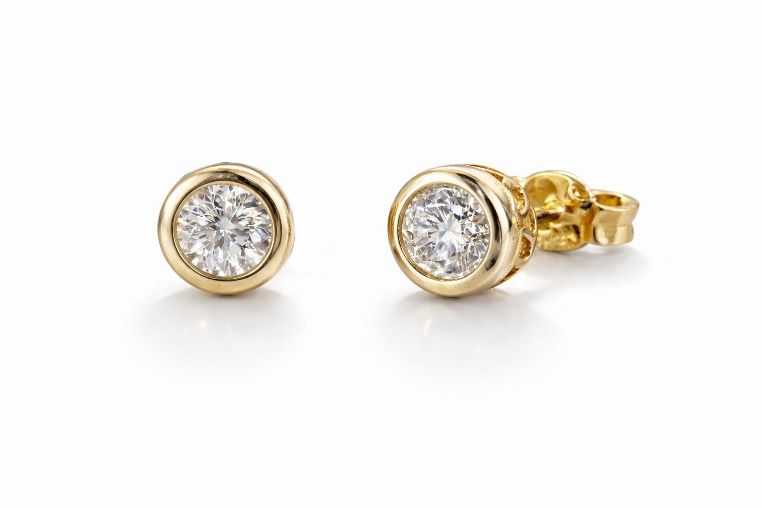 322686 Cercei aur galben cu diamante